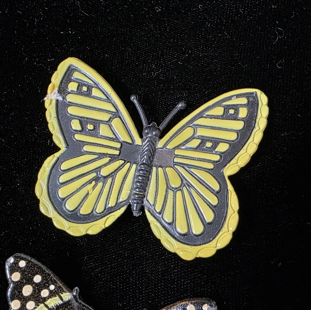 VTG Kitschy Butterfly Magnet Set of 4, 1970s 1980s Kitchen, Fridge, Locker Decor